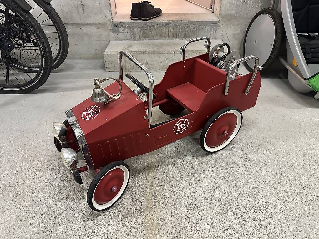 Véhicules pour enfants: Tretauto Feuerwehr – D'occasion à Hindelbank par iKim01 1