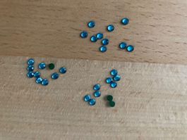 Hotfix Strasssteine Hellblau 2,5 mm, 200 St