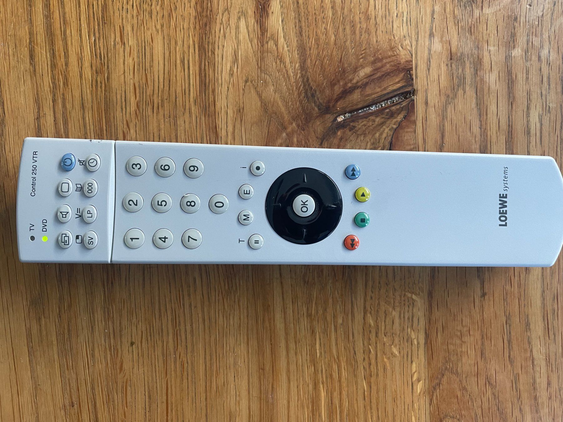 Loewe Telecomandi: Loewe systems Control 250 VTR Neu! Nie gebraucht. – Nuovo e nell'imballaggio originale da Schübelbach venduto da markusae 8