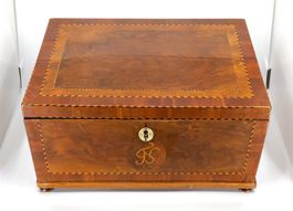 B0223 Antike spätklassizistische Berner Schatulle ~1830