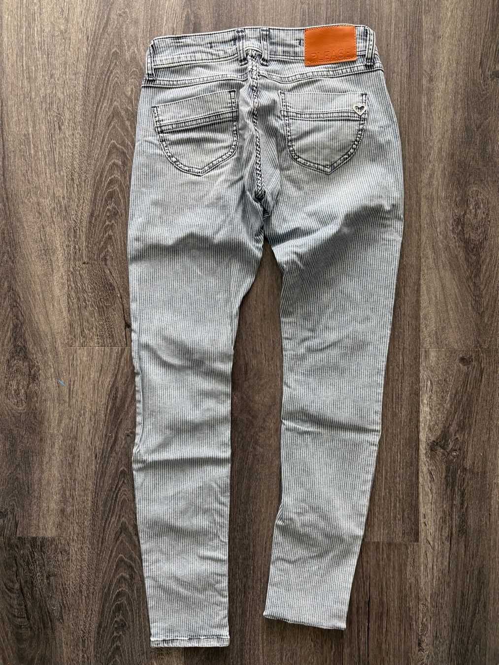 Please Jeans Jeans: Jean "PLEASE" taille XS – D'occasion à La Plaine par Biliblue 2