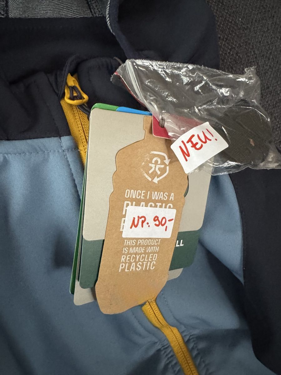 Completi: Softshell Anzug  Gr. 98, Neu mit Etikett – Nuovo (secondo la descrizione) da Bergdietikon venduto da R.Pueffke 1