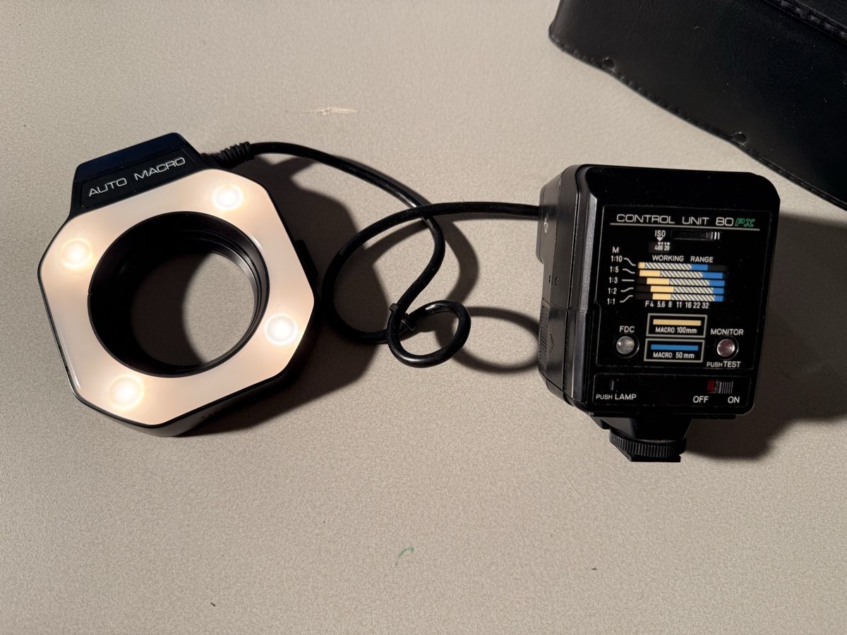 Minolta Blitze: Minolta Auto Electroflash Macro 80PX Ringblitz Set – Gebraucht aus Reinach BL von Rushkatie 5
