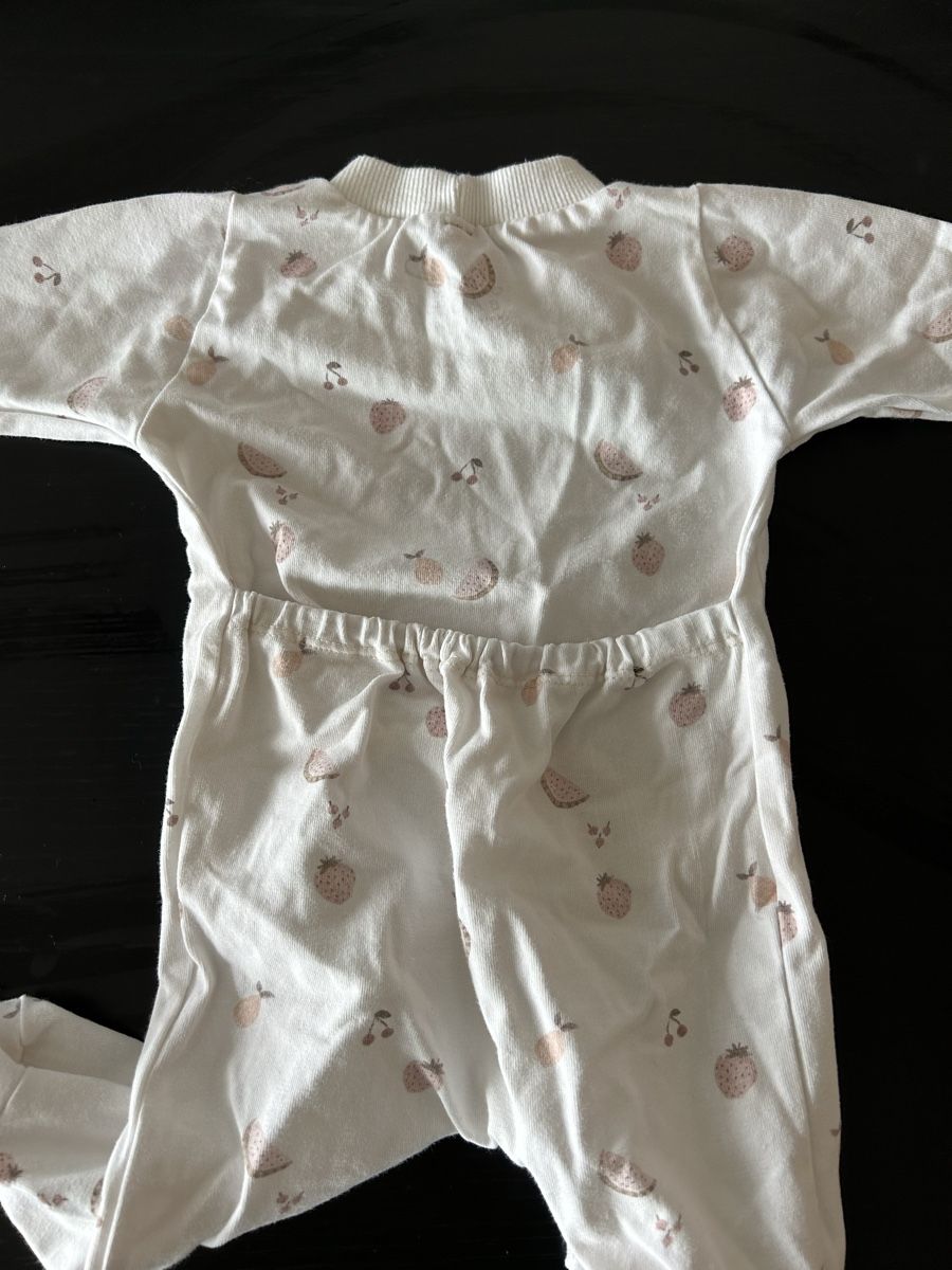 Pigiama & Simili: Pyjama 0-3 months – Usato da Epalinges venduto da kat_lyp6 1