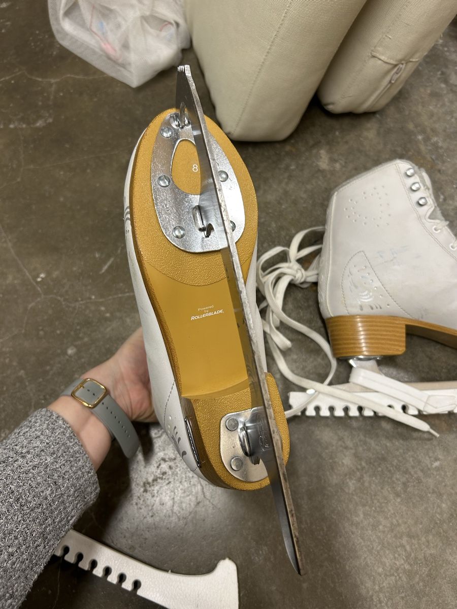 Pattini da ghiaccio: Schlittschuhe – Usato da Luzern venduto da Juhui06 2