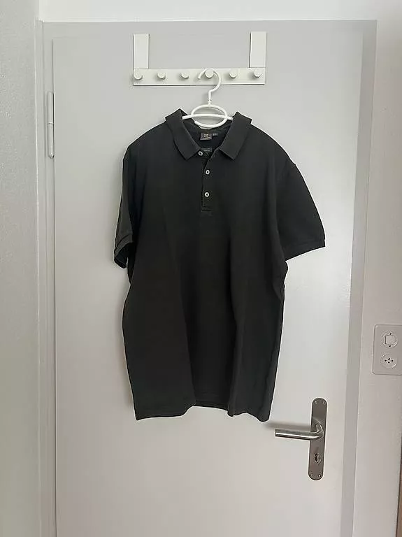 Polo-Shirts: 2 Polo Manor – Gebraucht aus Bern von manu0100 3
