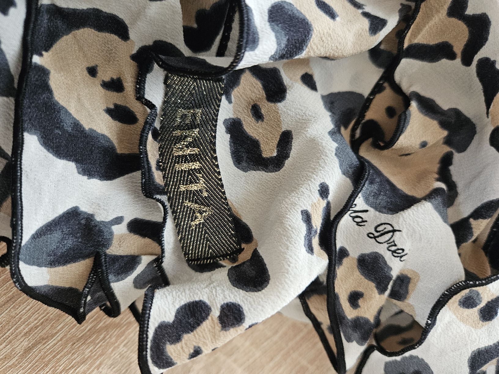 Tops: Leoprint Top – D'occasion à Ebikon par SecondChance_byM 3