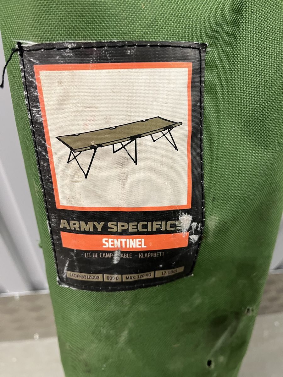 Army Specific Sentinel Klappbett/Camping Bed - Excellent (Gebraucht) in ...