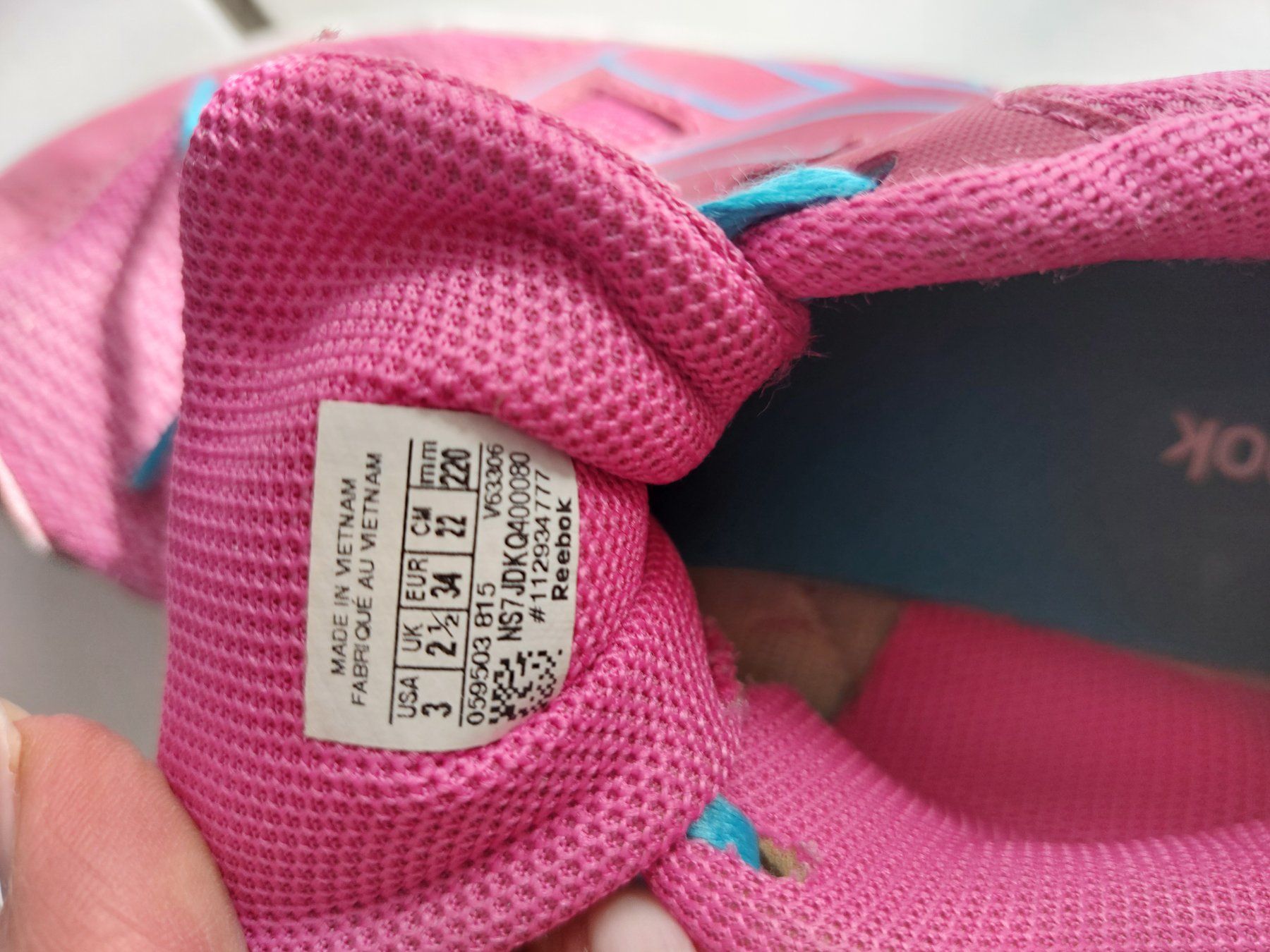 Reebok Scarpe per ragazze: Turnschuhe Reebok Gr. 34 – Usato da Siebnen venduto da Rowiron 2