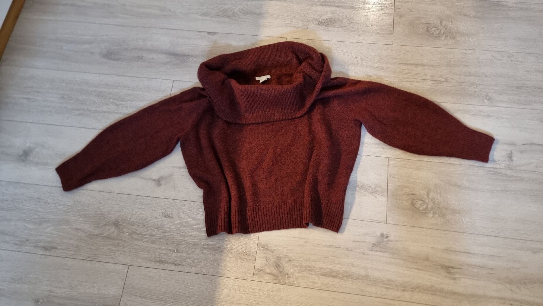 H&M Maglioni & Felpe: H&M Strickpullover, Rollkragen, Weinrot, Grösse M – Nuovo (secondo la descrizione) da Wigoltingen venduto da Zuckerfee84
