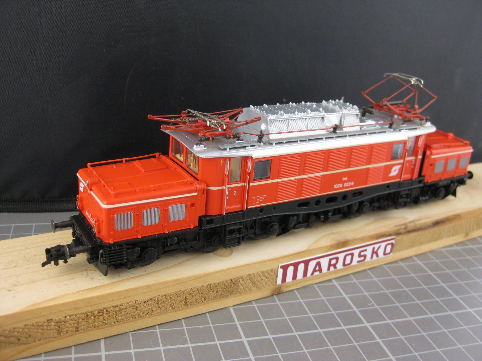 Roco Modelleisenbahnen: Roco 43485 ÖBB BR 1020, mit OVP, H0, DC – Gebraucht aus Malters von Marosko 3