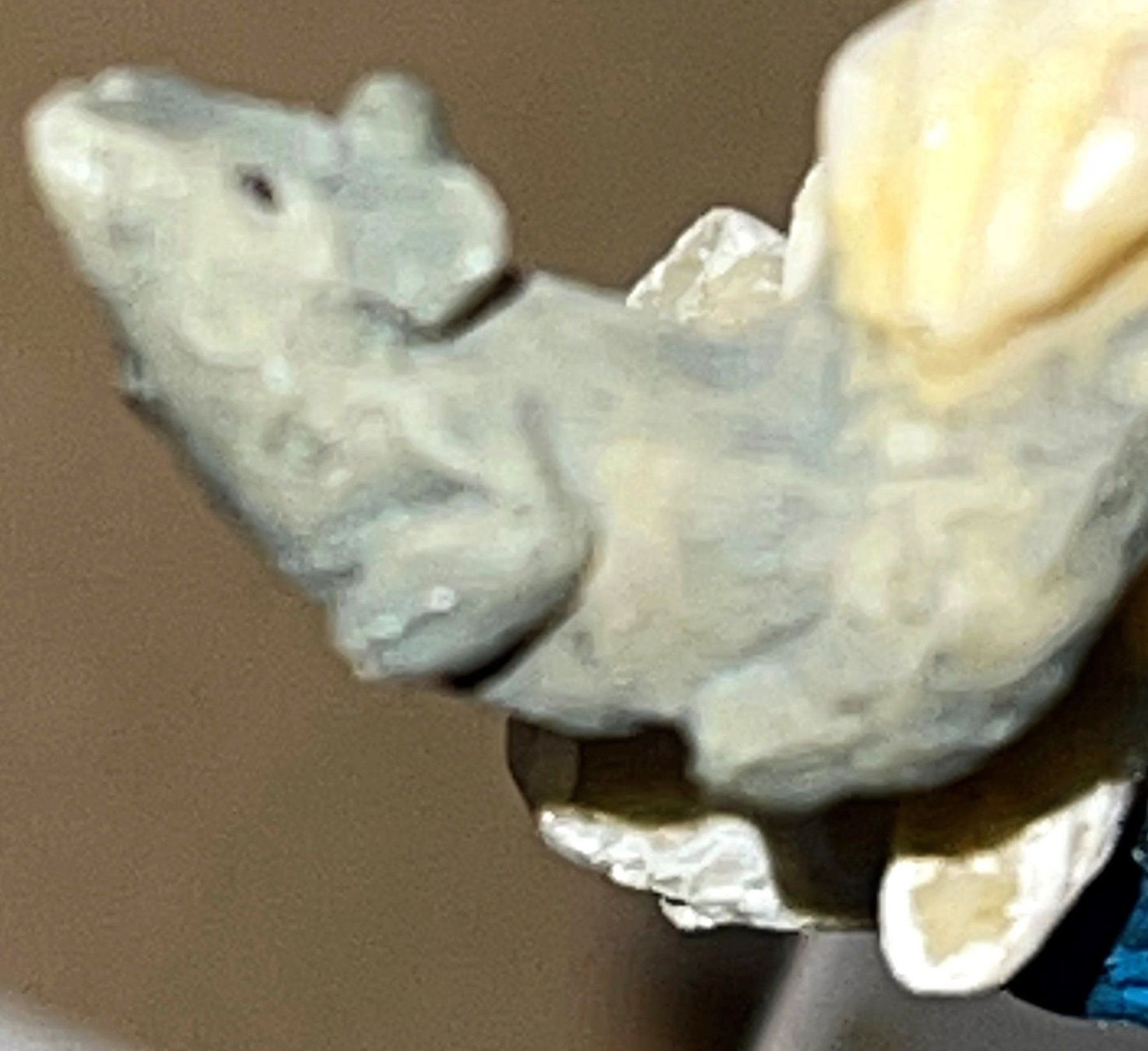 Figuren: Hexe sitzend – Neu (gemäss Beschreibung) aus Lutzenberg von Truhe 3