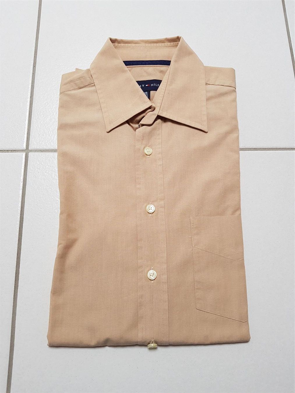 Tommy Hilfiger Camicie: Tommy Hilfiger kurzarm Hemd, Gr. 39 / M – Usato da Urtenen-Schönbühl venduto da mammutli22