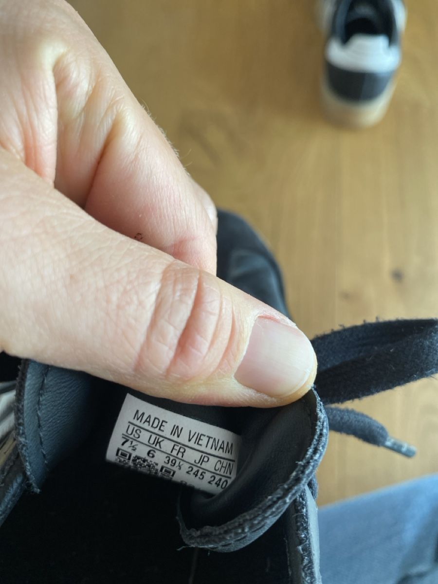 Adidas Damenschuhe: Baskets Adidas Samba T. 39 1/3 – Gebraucht aus Riaz von lae_w8v5 4
