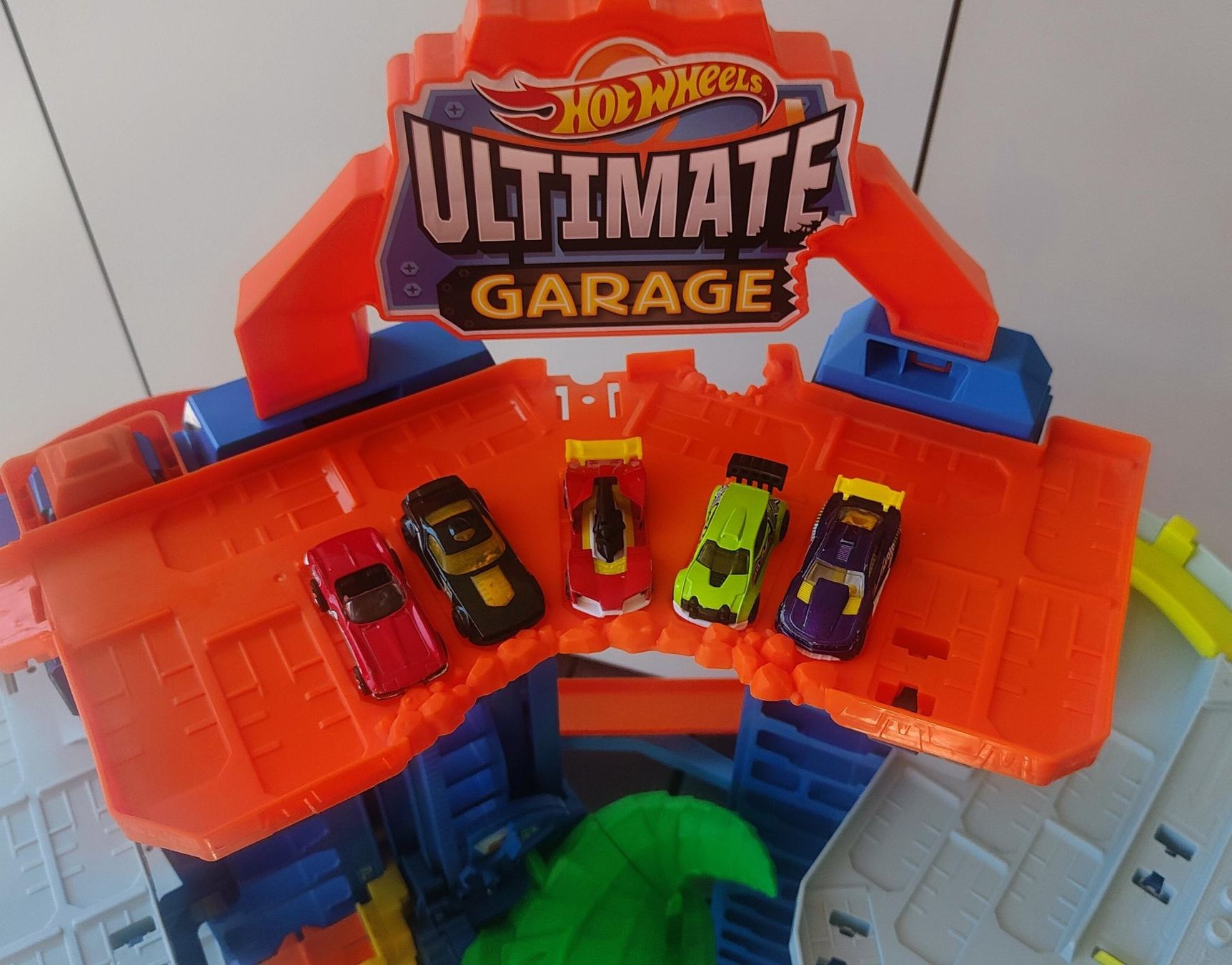 Hot Wheels Jouets: Hot Wheels Parkgarage mit T-Rex-Angriff – D'occasion à Dietikon par mic_5rjw 2