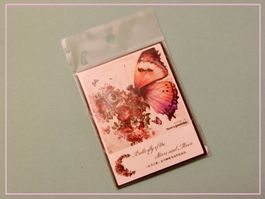 30 Dekorative Aufkleber mit Schmetterlings  und Blumenmotive