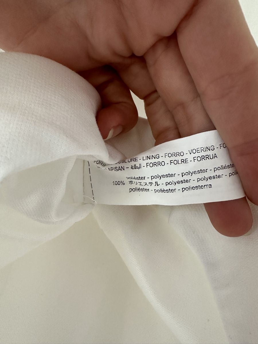 Zara Top: Bodytop mit Schulterpolester weiss Gr. S – Usato da Wädenswil venduto da Ktodat 3