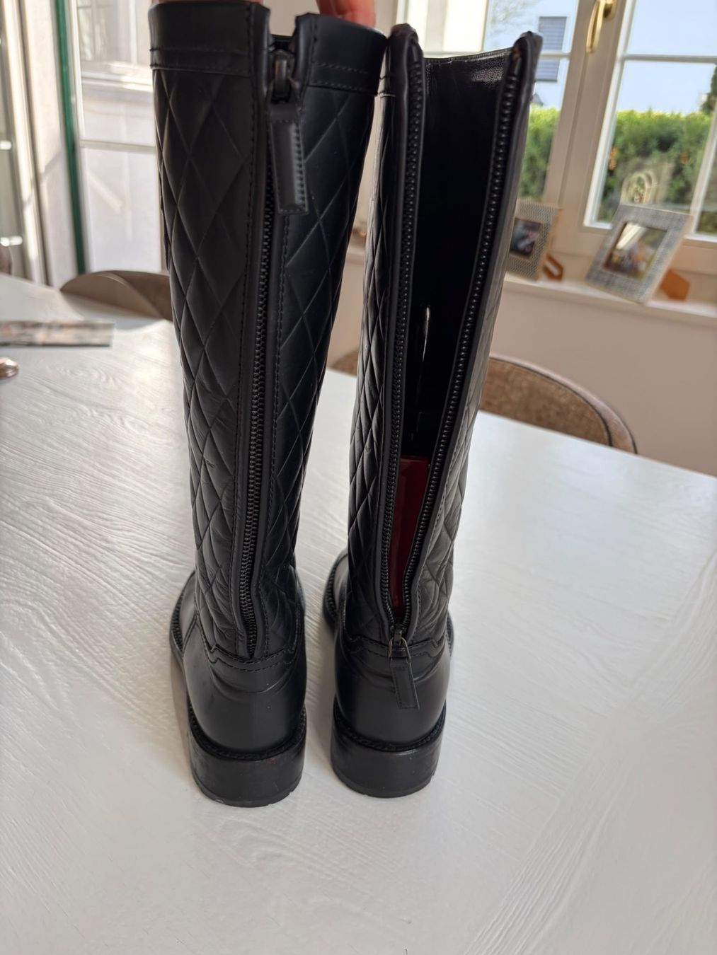 Chanel Scarpe da donna: Stivali Chanel  37,5 – Usato da Rancate venduto da FiorAngela011 4