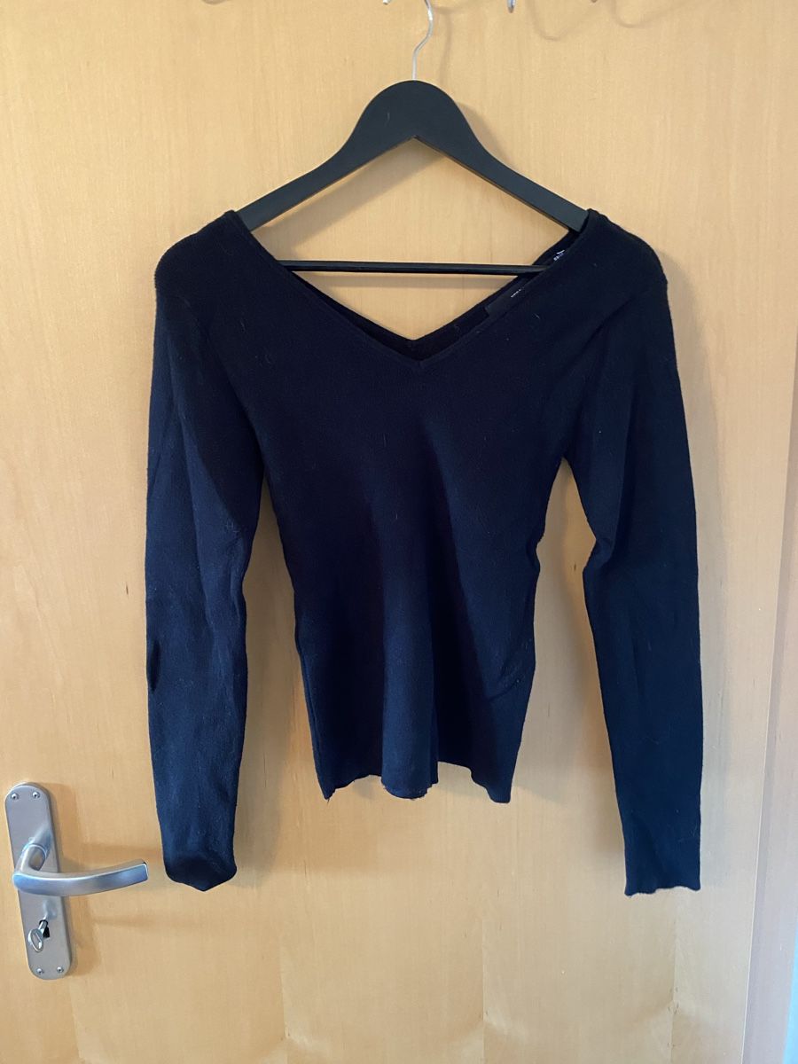 Pulls & Sweat-shirts: Damen Pullover Vero Moda schwarz Grösse S neuwertig – D'occasion à Seewis Dorf par nor_w7dm