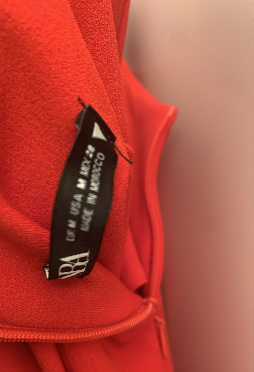 Zara Kleider: Zara Kleid rot / Abendkleid / Abschlusskleid / elegant – Gebraucht aus Bettlach von valishop 1