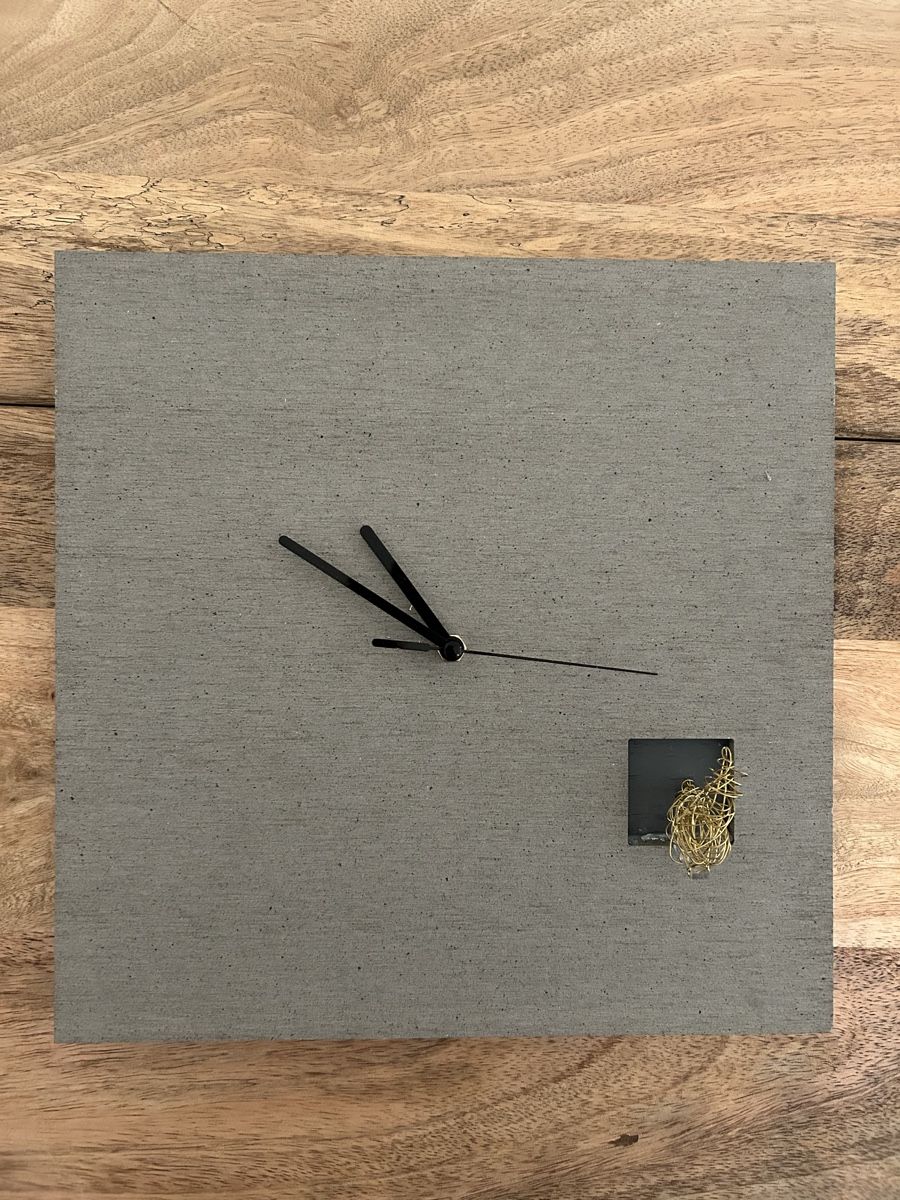 Orologi da terra & Orologi da parete: Stylische Wanduhr Kuckuck – Usato da Basel venduto da kbina