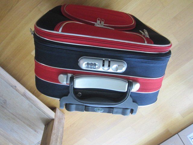 Reisekoffer: Koffer – Gebraucht aus Ehrendingen von spanky11 1