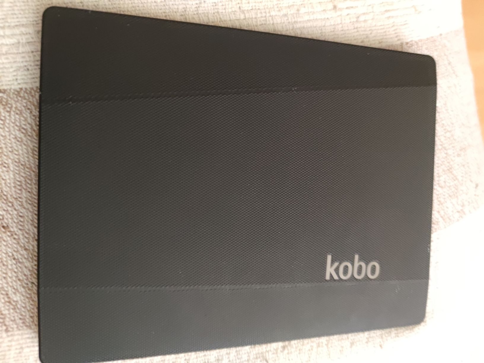 Kobo Tablet PC: Kobo Aura 6" – Usato da Meggen venduto da Malecifent 1