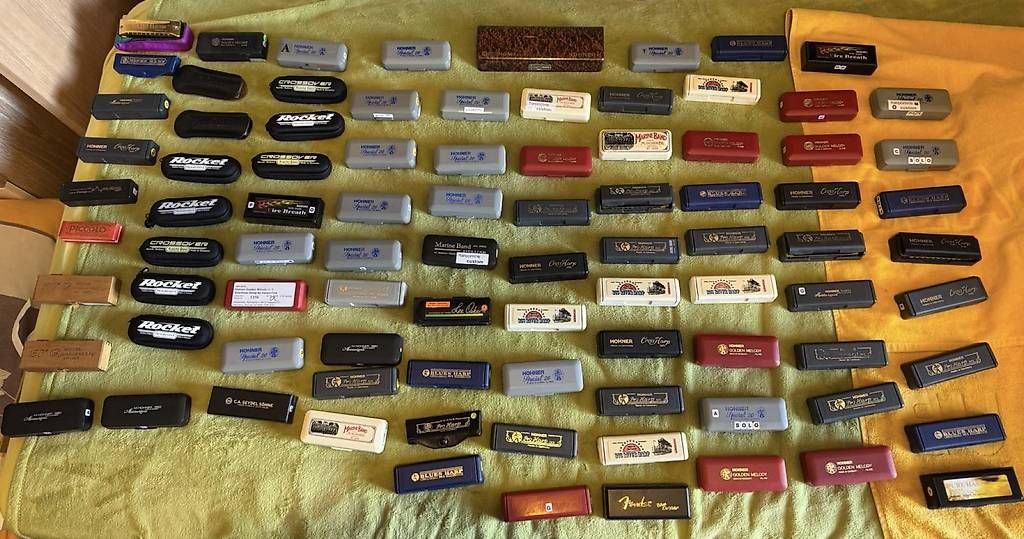 Musikinstrumente: Harmonicas – Gebraucht aus Vessy von oeu_s6nj