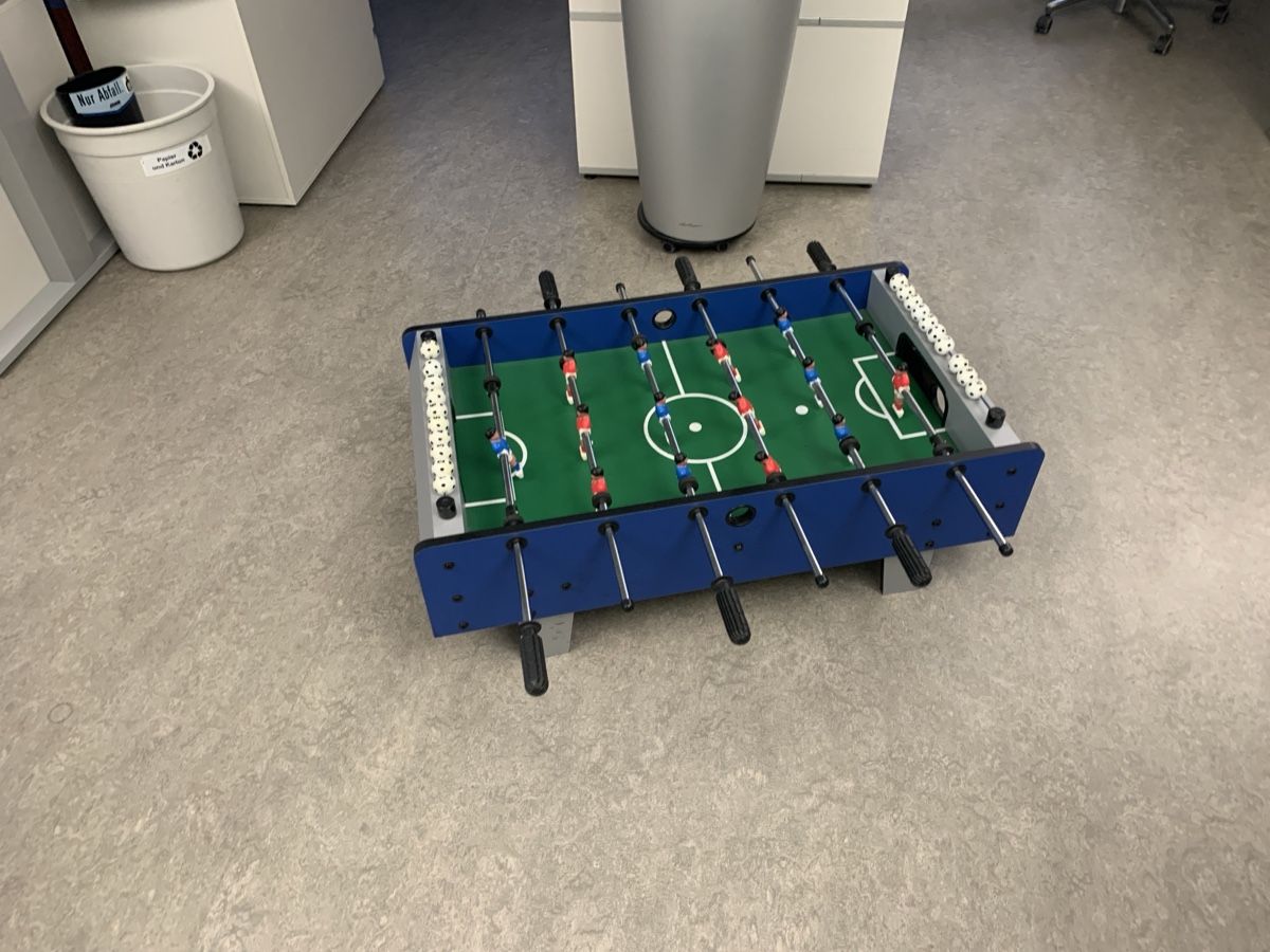 Giochi: Tischfussballspiel Mini Kicker – Usato da Zürich venduto da Sunabernina 3