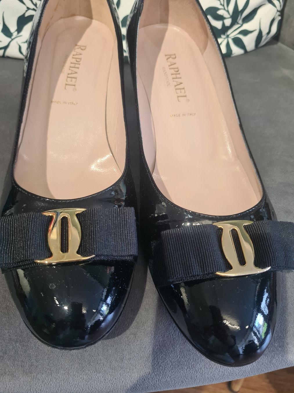 Scarpe da donna: Raphael Lack Pumps Schwarz Gr. 40.5 - Elegante Schuhe! – Usato da Adligenswil venduto da FriedasWelt 6