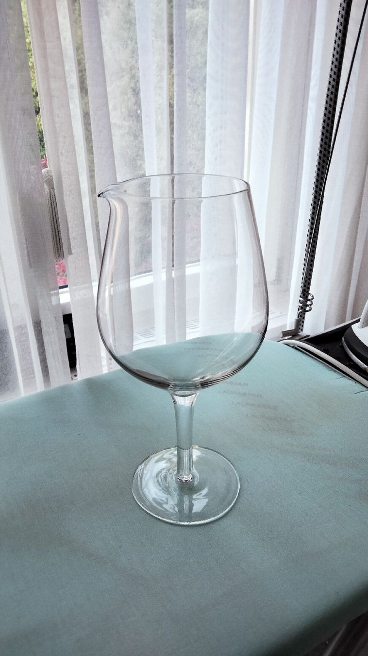 Bicchieri: Dekantierglas 30cm Höhe neu – Nuovo (secondo la descrizione) da Küsnacht ZH venduto da turtlehouse