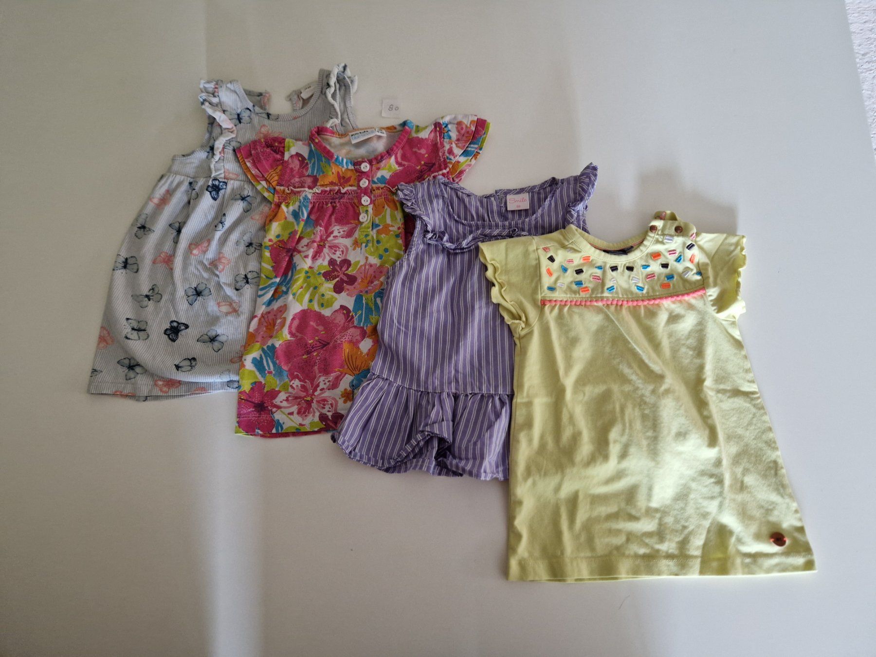 Lotti & Set di vestiti: Kleiderpaket 37 Teile Mädchen 80 – Usato da Unteriberg venduto da JMarty 6