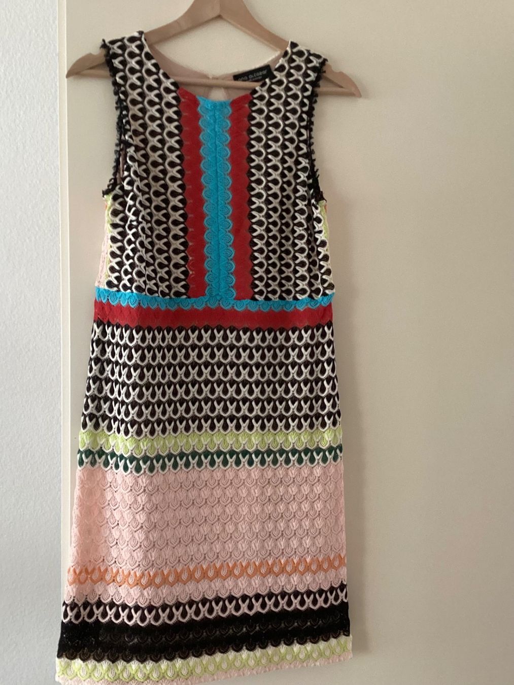 Ana Alcazar Vestiti: Ana Alcazar Kleid 34 – Nuovo (secondo la descrizione) da Oetwil am See venduto da Freibeuterin