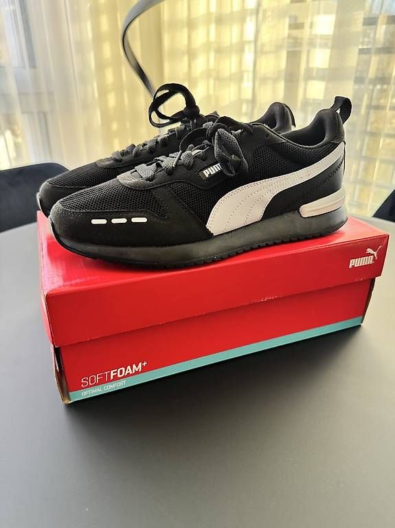 Puma Herrenschuhe: Puma R78 UNISEX - Sneaker - NEU! – Neu und originalverpackt aus St. Gallen von Maverik_HunterX