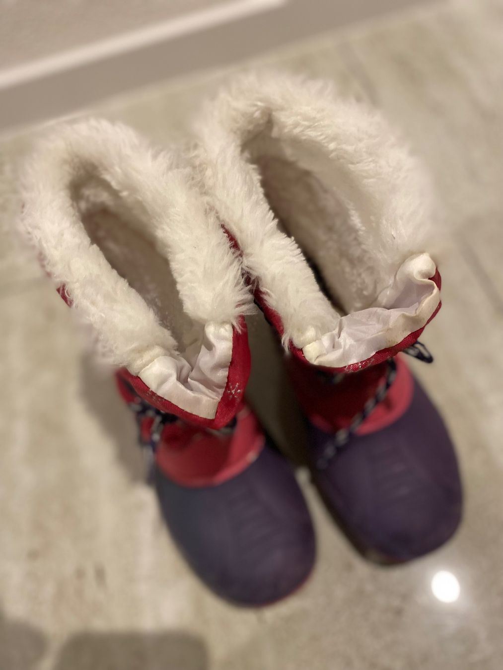 Scarpe per ragazze: Winterschuhe Winterstiefel Gr 33 – Usato da Birrwil venduto da Bendegriz 3