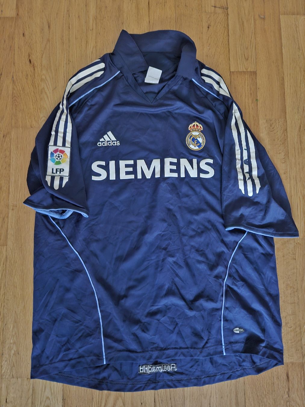 Real Madrid Canottiere & Pantaloni: Adidas Real Madrid Trikot Gr.L – Usato da Emmenbrücke venduto da TopGato