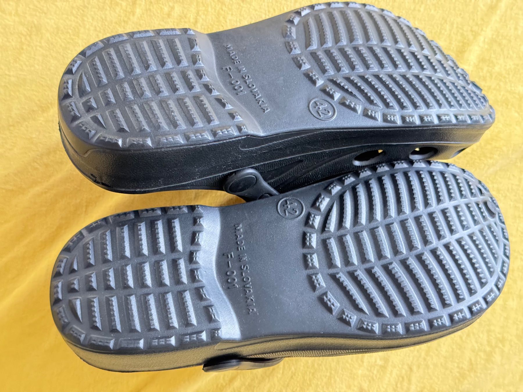 Scarpe da uomo: NEUE Clogs Schuhe 42 nicht original – Nuovo (secondo la descrizione) da Ostermundigen venduto da Gummibaerli63 3