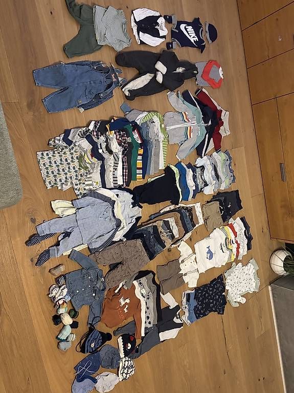 Kleiderpakete & -sets: Kleiderpaket sehr gross Grösse 74 – Gebraucht aus Uznach von Jas_9lxg