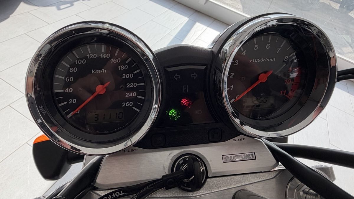 Suzuki Strasse: Suzuki GSX1400 2003 – Gebraucht aus Höri von KaterGrisu 6