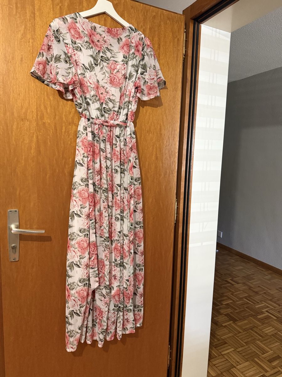 Vestiti: Robe longue KAYLA à fleurs imprimées – Nuovo (secondo la descrizione) da Tolochenaz venduto da Izzy_Lyyy 1