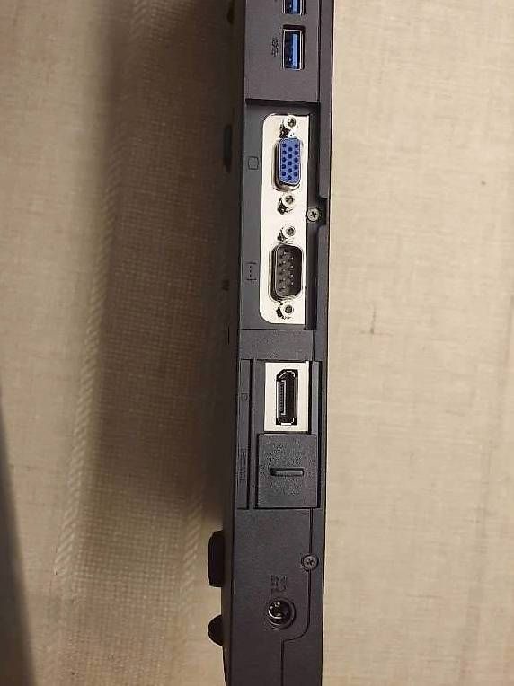 Docking station: Toshiba- Dockingstation – Usato da Binningen venduto da Viriatus 1