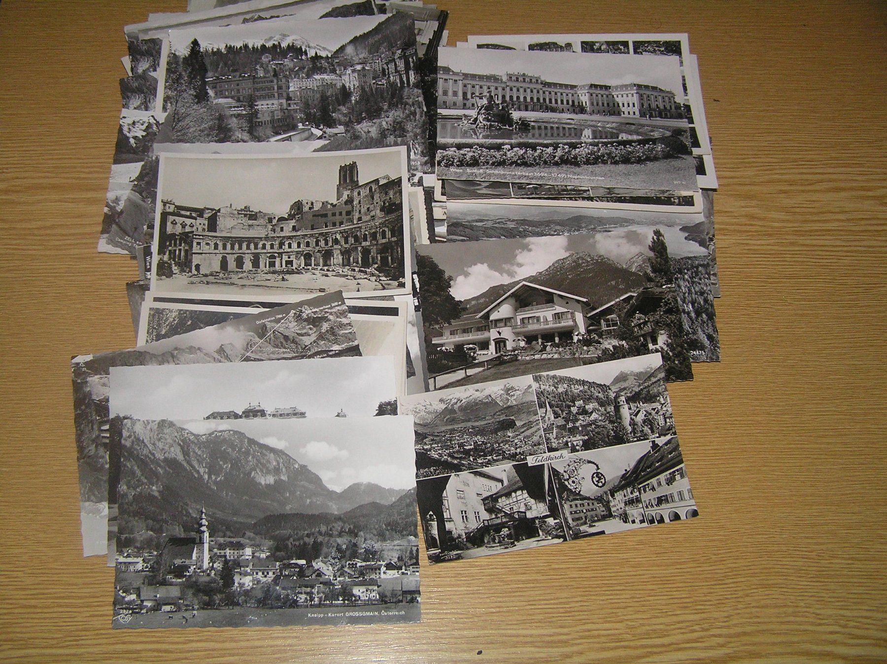 Cartoline postali: 100  Alte  Karten Ausland – Usato da Lumbrein venduto da made02 1