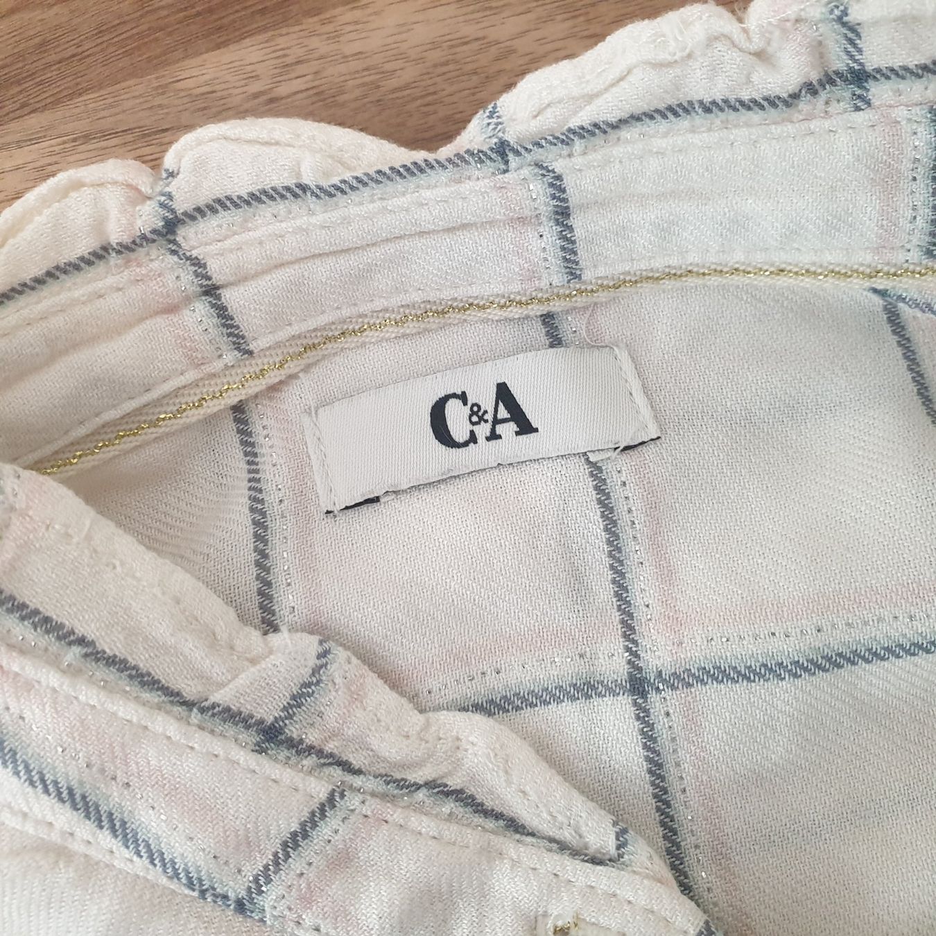 C&A Camicette: Bluse kariert mit Rüschen, Grösse 36, C & A – Usato da Malters venduto da burzi 3