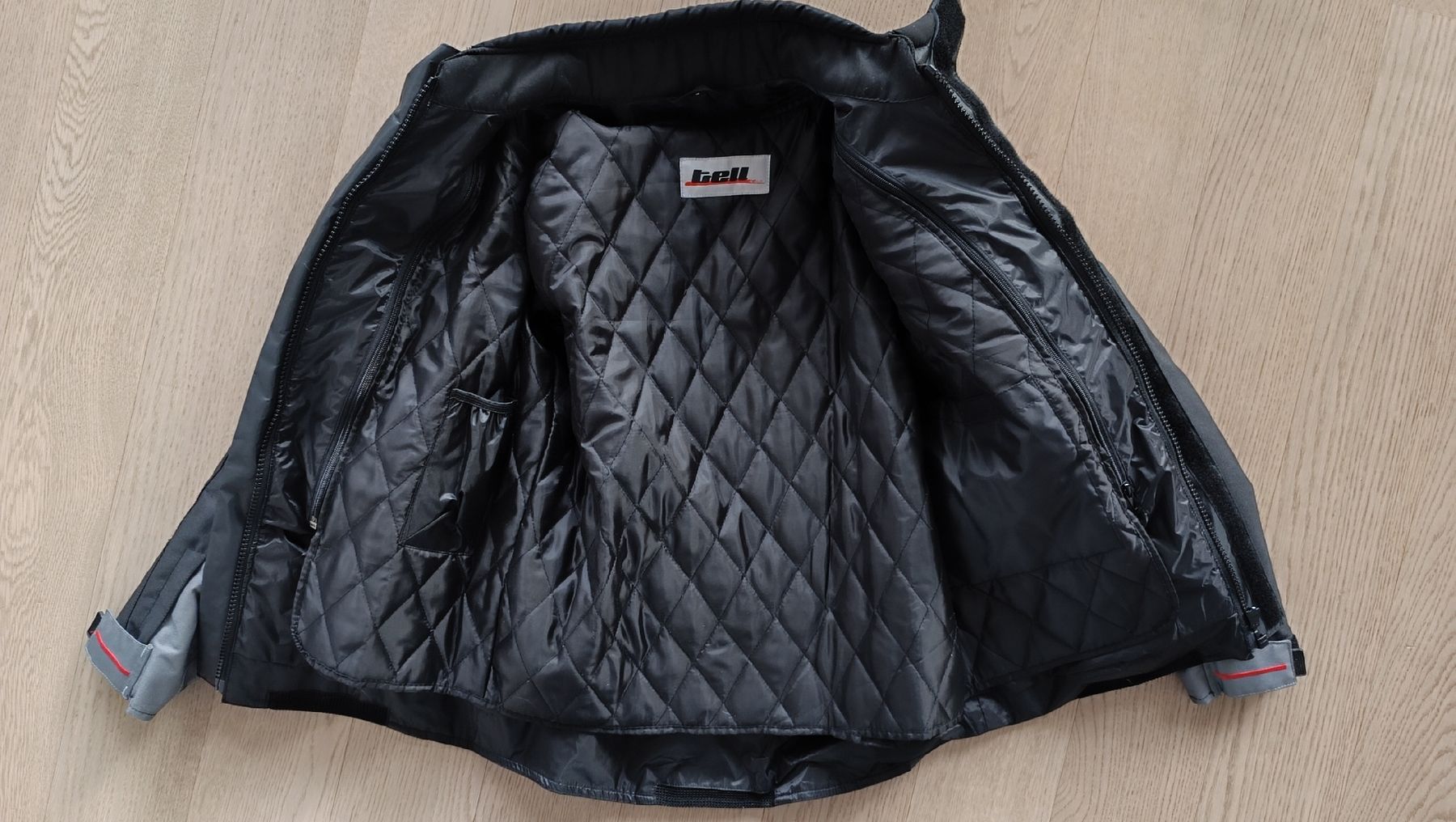 Vestes: Tell Motorrad Jacke – Neuf (Voir description) à Rotkreuz par nas_q8sm 1