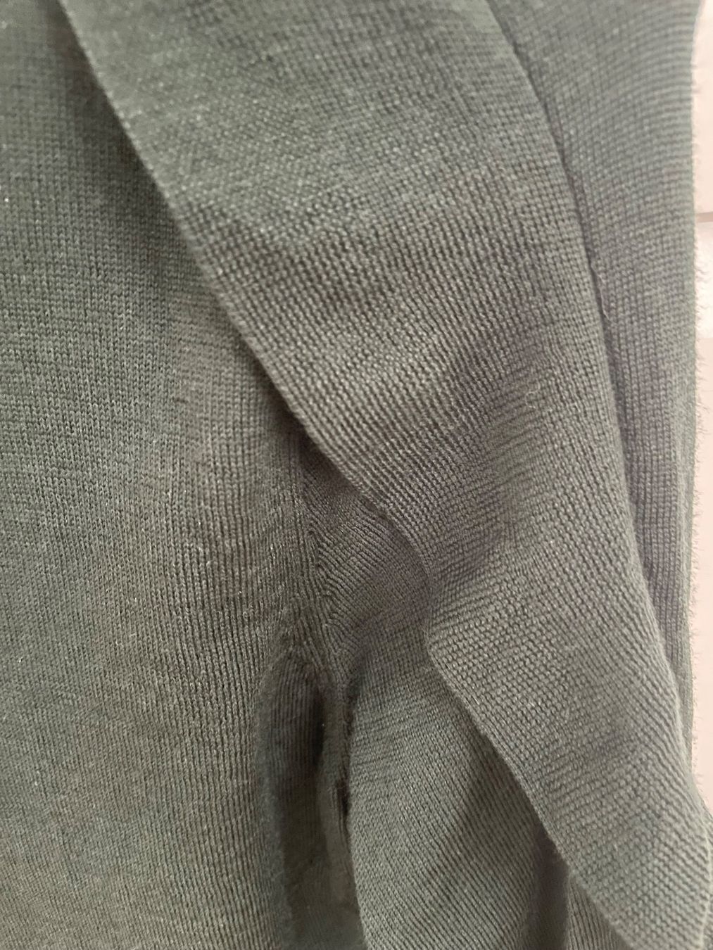 Cos Maglioni & Felpe: COS 100% Wolle Petrolgrün Volant Ärmel Pullover – Usato da Zürich venduto da Sarazrh 2