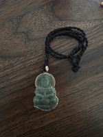 Jade Anhänger Lady Buddha