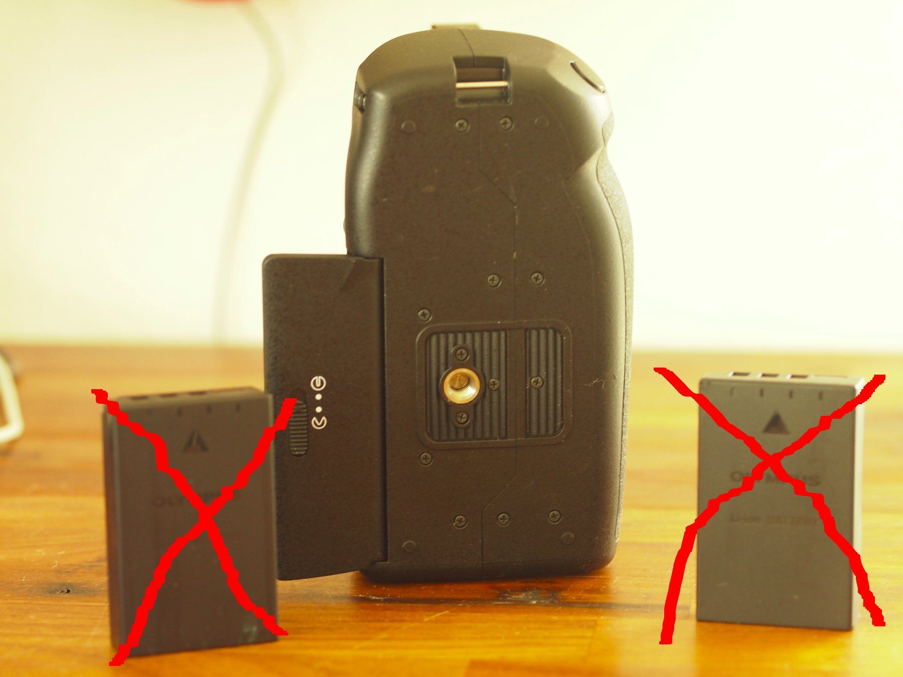 Olympus Altri Accessori: Olympus Batteriegriff HLD-5 – Usato da Aarau venduto da Stefan_Huebner 2