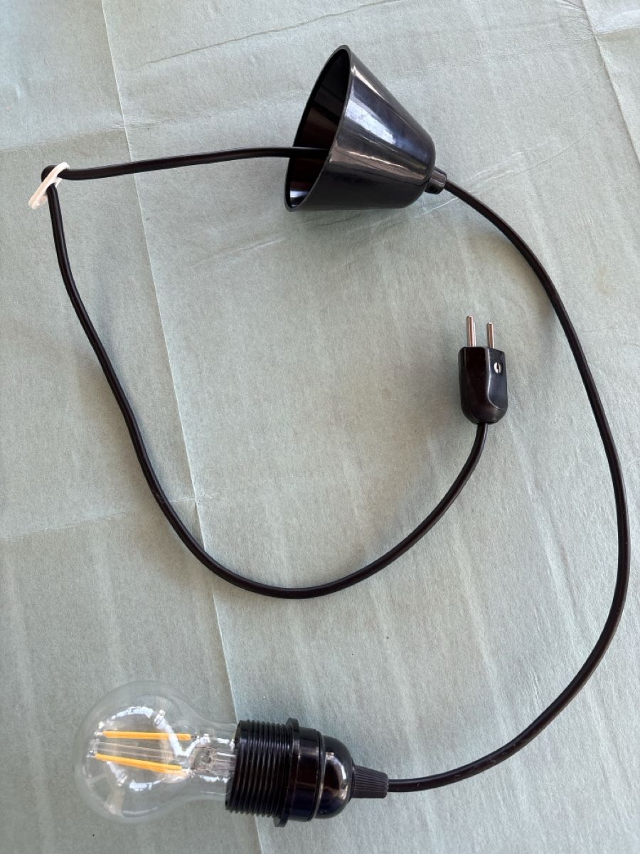Lampen: Lampe ohne Schirm mit Stecker – Gebraucht aus Grenchen von nethy