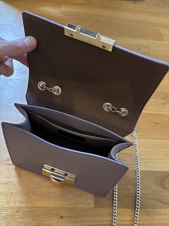 Borse da donna: Furla Tasche – Usato da Bern venduto da Valaeria 2