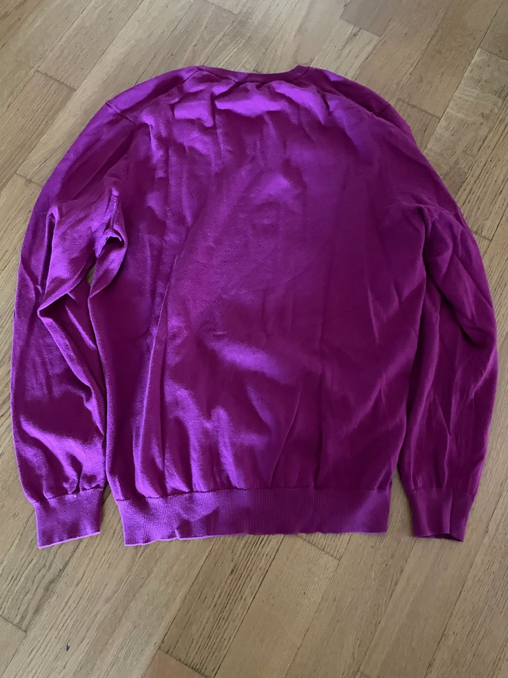 Benetton Maglioni & Felpe: BENETTON  Pullover, beere, Gr. L , V-Ausschnitt – Usato da Hittnau venduto da kleen 1